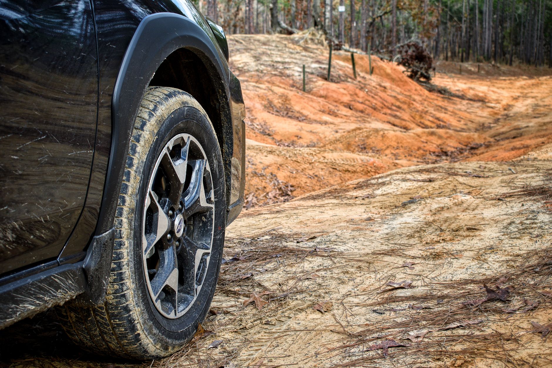 Large SUV wheel and tire