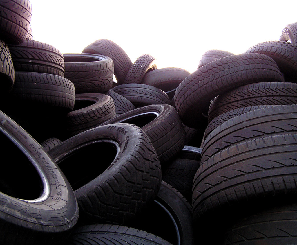 Tire balancing service at Mike's Tires Plano TX